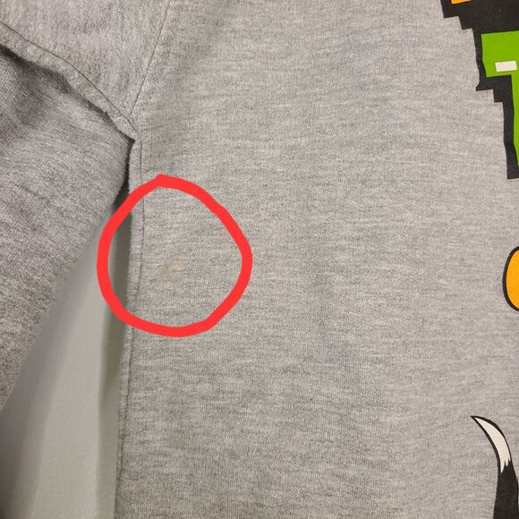 Looney Tunes Graphic Sweatshirt Juniors Large 11-13 Gray Crewneck Casual FLAWS - Picture 9 of 10